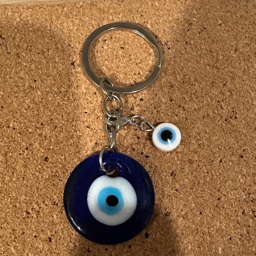 ✨🧿Evil Eye Keychain w/Matching Charm🧿✨White Charm✨